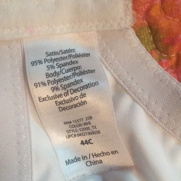 2 Gently worn bras - Picture 4 of 9